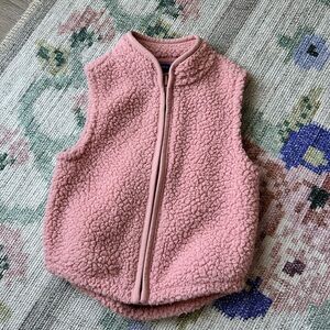✨3/$12✨ Old Navy Pink Toddler Zip up Vest 18-24m
